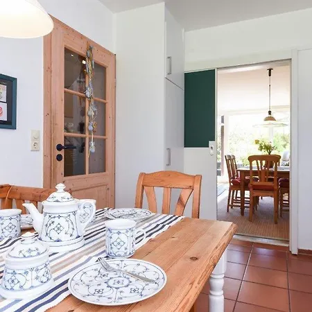 펜션 'strandflieder' 랑에오그